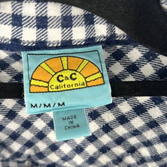 C&C California gingham navy blue and white check button top size medium - Picture 3 of 6
